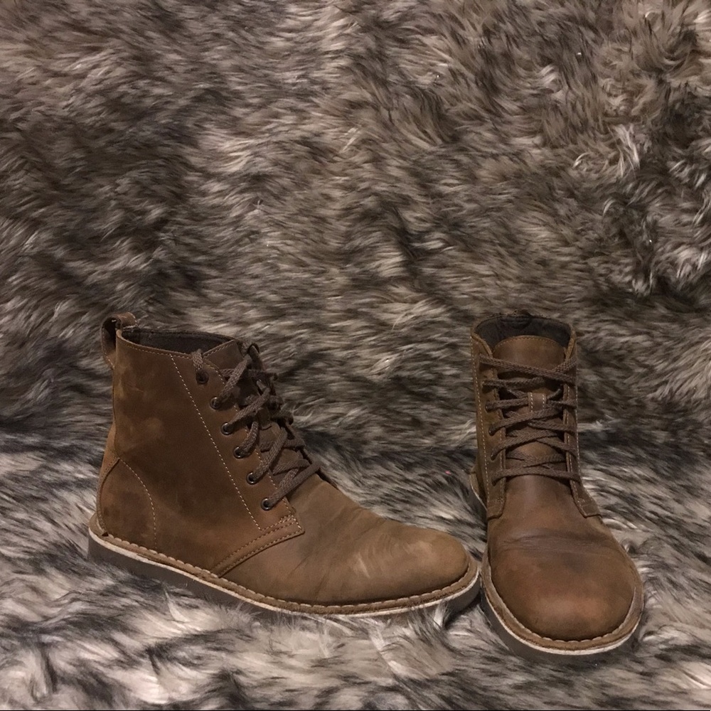 Clark’s shoes